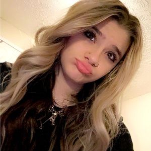 Meet your Posher, Jasmine